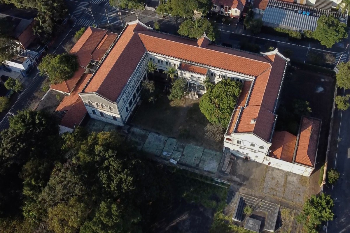 Gamaro planeja condomínio de casas nos fundos de antigo convento